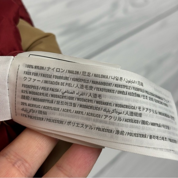 Abercrombie & Fitch Down-Filled Parka Jacket Size XS Raspberry Red Fur Hood - Picture 11 of 16